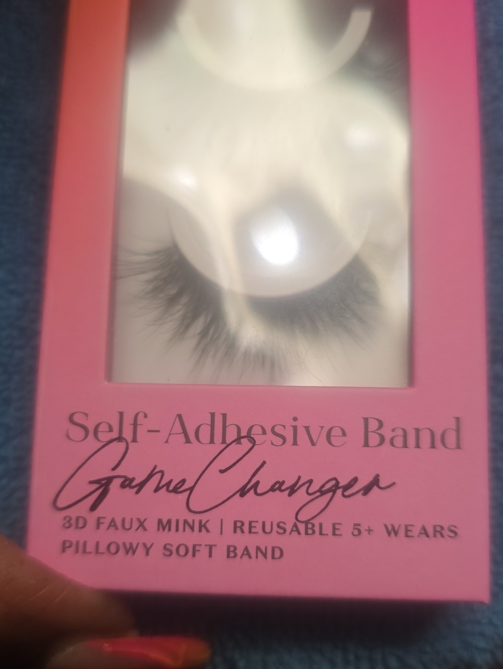 Self Adhesive Lashes - Picture 2 of 5